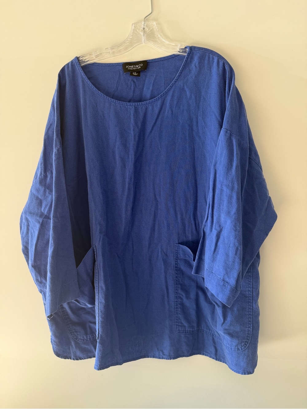 Jones New York Blue Scoop Neck Tunic with Front Pockets